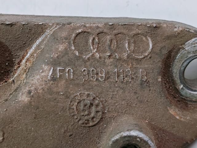 bontott AUDI A6 C6 Tartó Bak