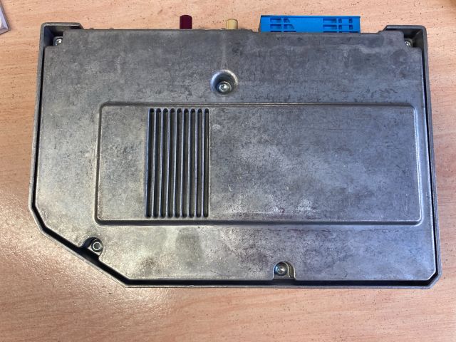 bontott AUDI A6 C6 Telefon Elektronika