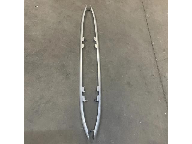 bontott AUDI A6 C6 Tetősín Pár