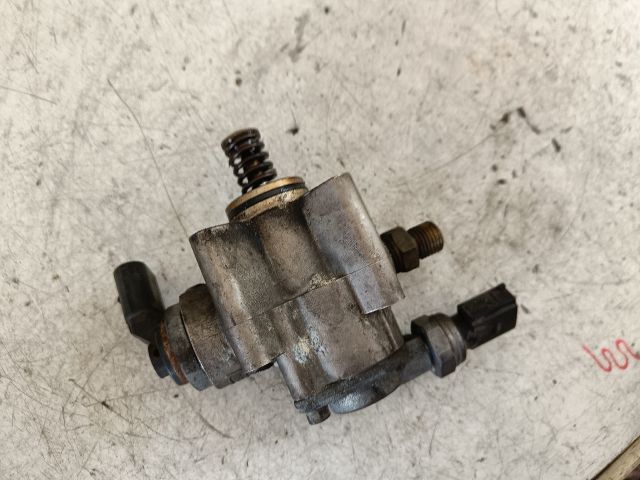 bontott AUDI A6 C6 Üzemanyag Befecskendező Vezérlő