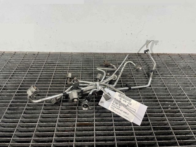 bontott AUDI A6 C6 Üzemanyagcső