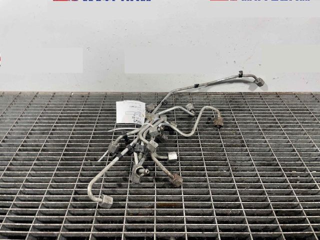 bontott AUDI A6 C6 Üzemanyagcső