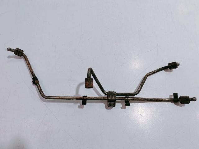 bontott AUDI A6 C6 Üzemanyagcső