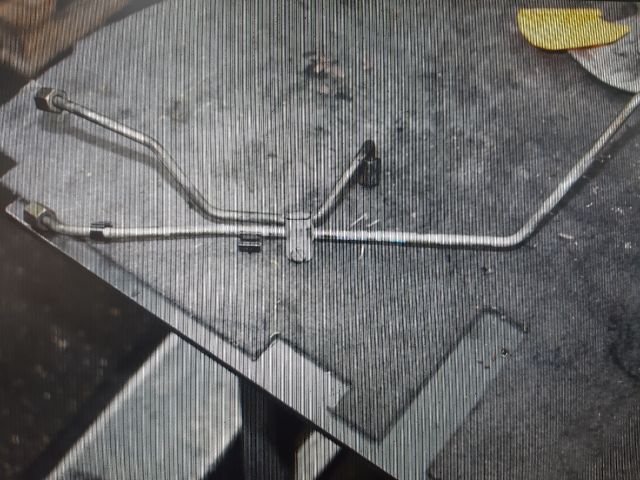 bontott AUDI A6 C6 Üzemanyagcső