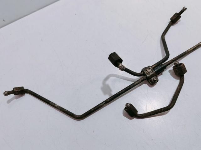 bontott AUDI A6 C6 Üzemanyagcső