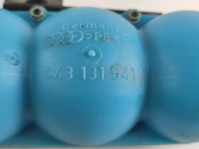 bontott AUDI A6 C6 Vákum Tartály