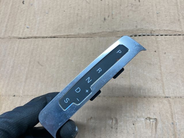 bontott AUDI A6 C6 Váltókar Keret