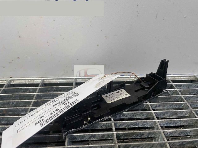 bontott AUDI A6 C6 Váltókar Keret