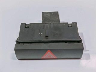 bontott AUDI A6 C6 Vészvillogó Kapcsoló