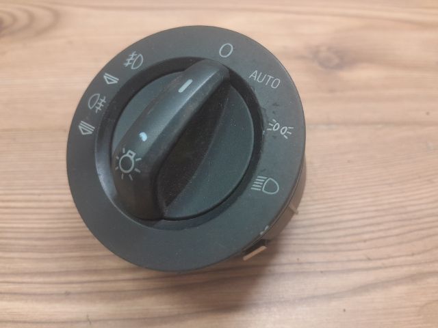 bontott AUDI A6 C6 Világítás Kapcsoló