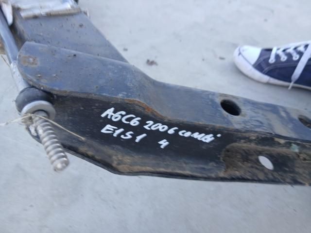 bontott AUDI A6 C6 Vonóhorog