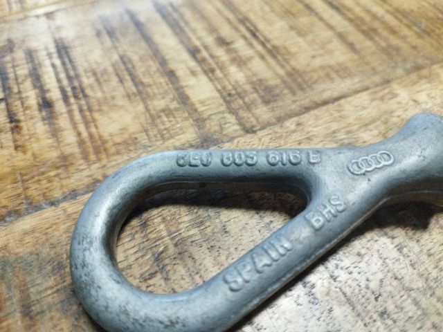 bontott AUDI A6 C6 Vonószem