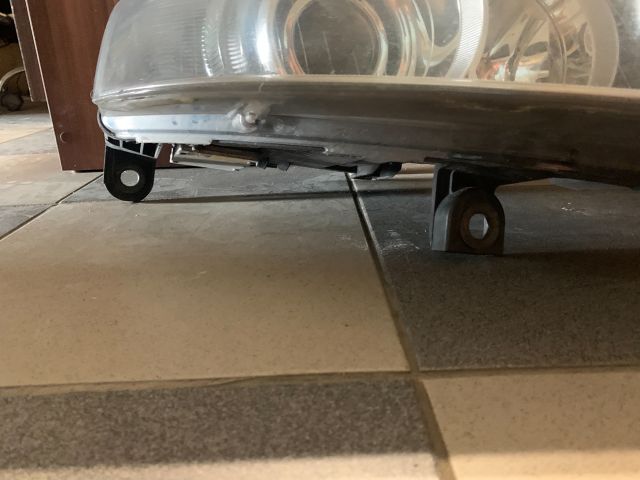 bontott AUDI A6 C6 Xenon Fényszóró Pár