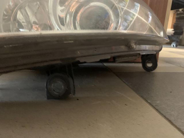 bontott AUDI A6 C6 Xenon Fényszóró Pár