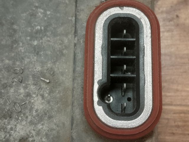 bontott AUDI A6 C6 Xenon Trafó