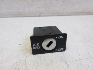 bontott AUDI A6 C6 Zárbetét Szett