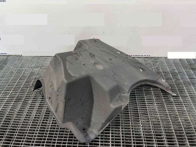 bontott AUDI A6 C7 Alsó Motorburkolat