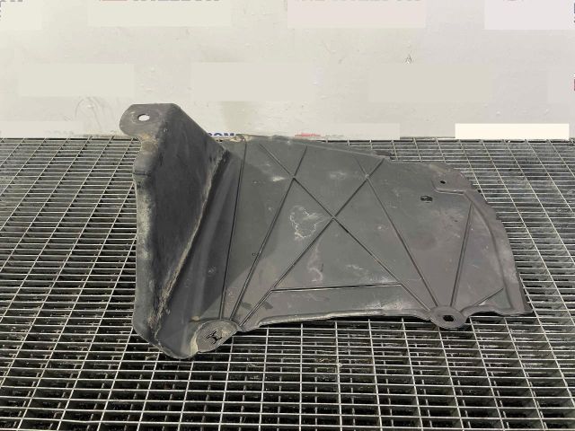 bontott AUDI A6 C7 Alsó Motorburkolat