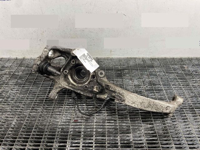 bontott AUDI A6 C7 Bal első Csonkállvány