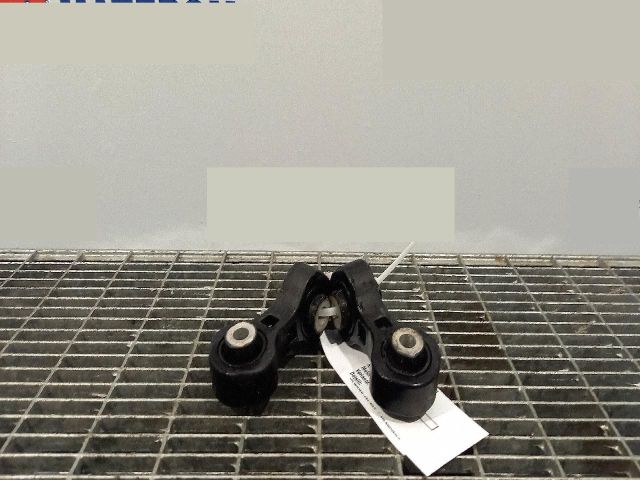 bontott AUDI A6 C7 Billenésgátló Bak