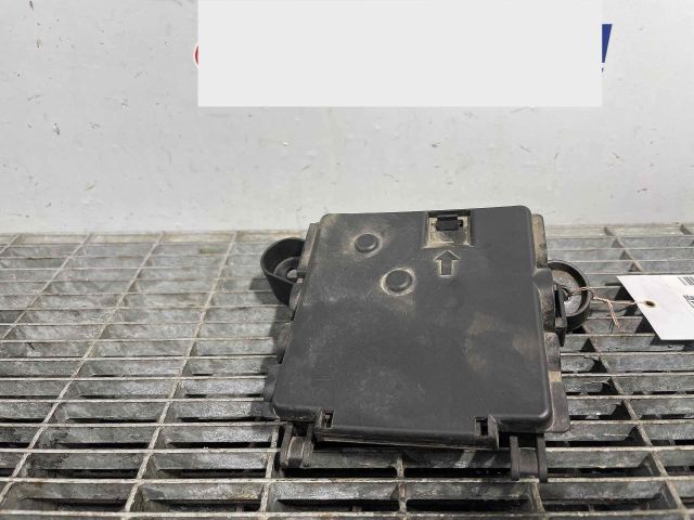 bontott AUDI A6 C7 Biztosítéktábla Motortér