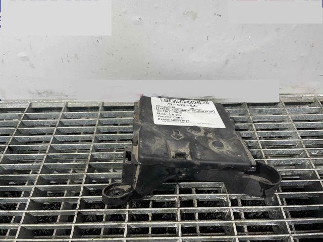 bontott AUDI A6 C7 Biztosítéktábla Motortér