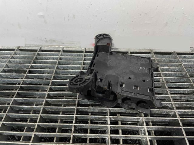 bontott AUDI A6 C7 Biztosítéktábla Motortér