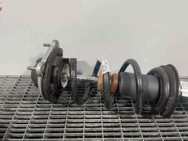 bontott AUDI A6 C7 Első Rugó