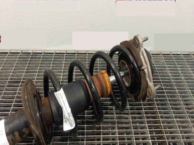 bontott AUDI A6 C7 Első Rugó