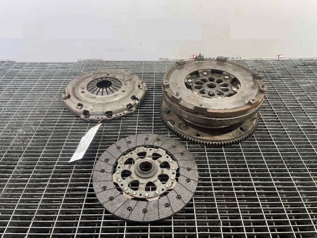 bontott AUDI A6 C7 Fogaskoszorú