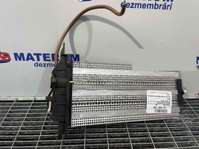 bontott AUDI A6 C7 Fűtőradiátor