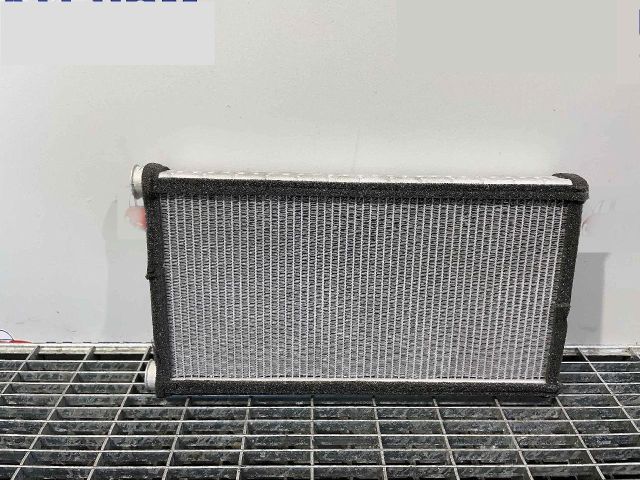 bontott AUDI A6 C7 Fűtőradiátor