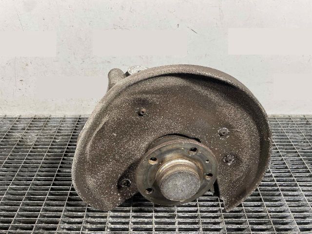 bontott AUDI A6 C7 Jobb hátsó Csonkállvány