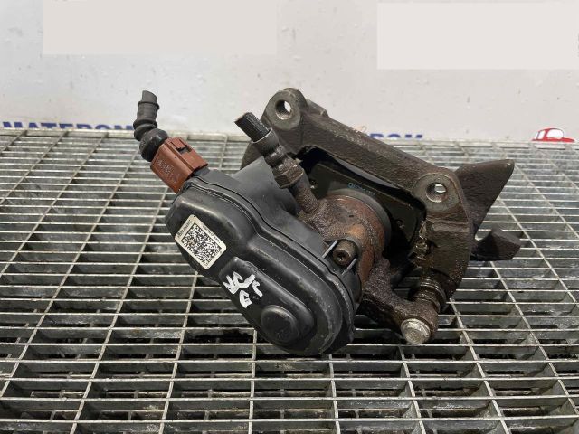 bontott AUDI A6 C7 Jobb hátsó Féknyereg Munkahengerrel