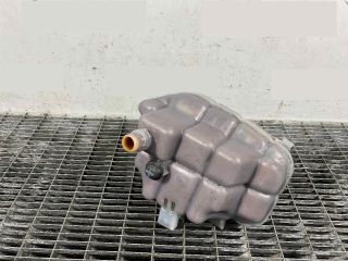 bontott AUDI A6 C7 Kiegyenlítő Tartály