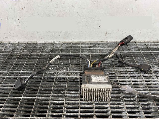 bontott AUDI A6 C7 Klíma Relé