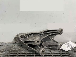 bontott AUDI A6 C7 Motor Tartó Bak Bal