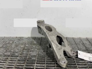 bontott AUDI A6 C7 Motor Tartó Bak Bal