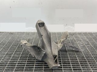 bontott AUDI A6 C7 Motor Tartó Bak Jobb