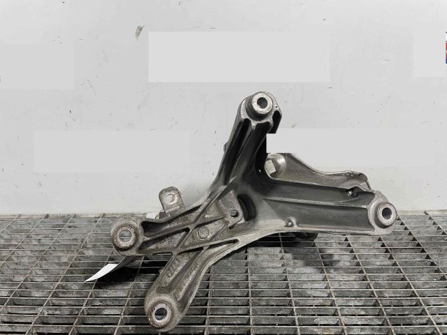 bontott AUDI A6 C7 Motor Tartó Bak Jobb