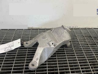 bontott AUDI A6 C7 Motor Tartó Bak Jobb