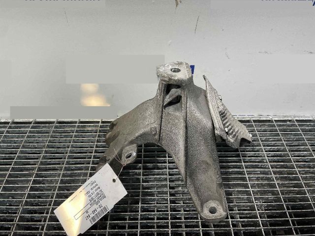 bontott AUDI A6 C7 Motor Tartó Bak (Pozíciófüggetlen)