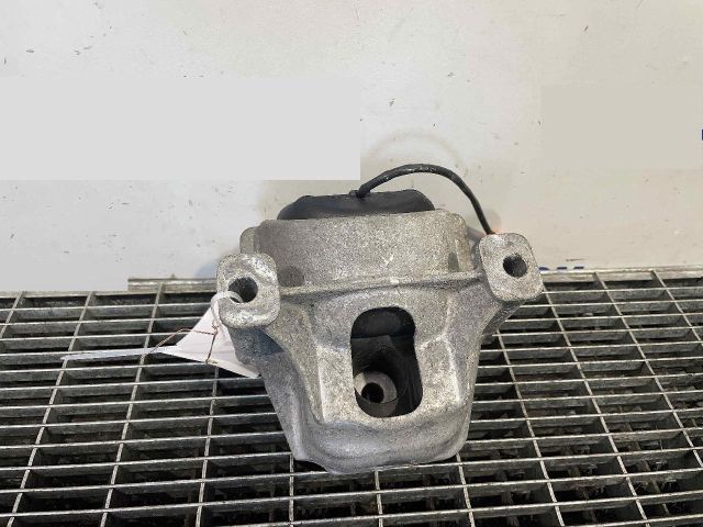 bontott AUDI A6 C7 Motor Tartó Bak (Pozíciófüggetlen)