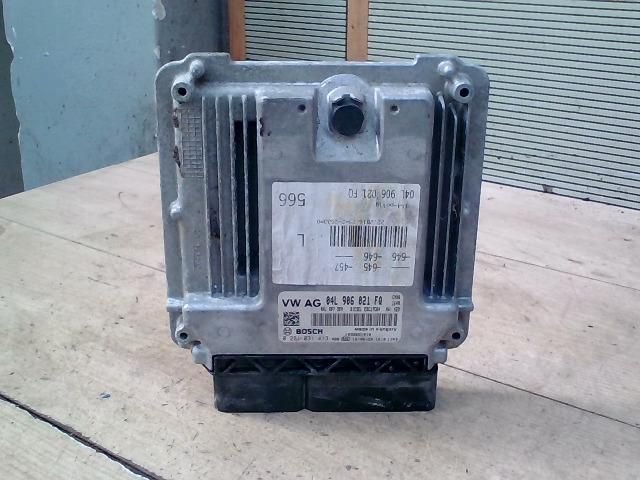 bontott AUDI A6 C7 Motorvezérlő