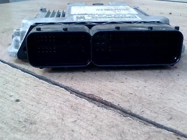 bontott AUDI A6 C7 Motorvezérlő