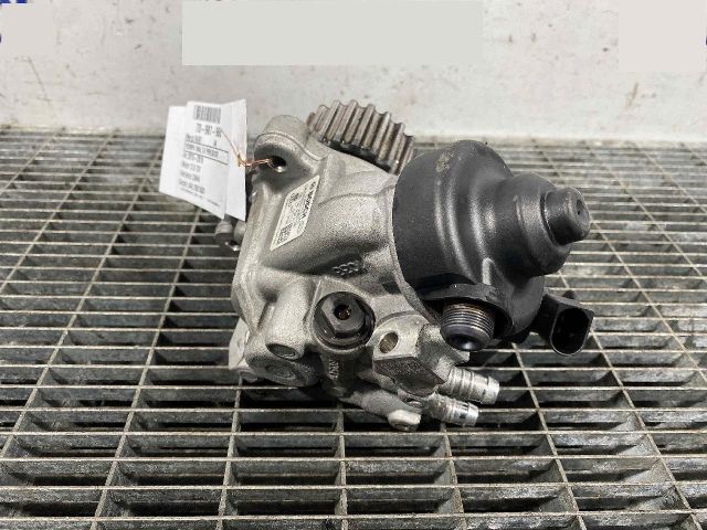 bontott AUDI A6 C7 Nagynyomású Szivattyú