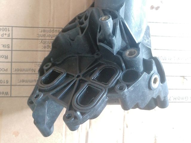 bontott AUDI A6 C7 Olajszűrő Ház