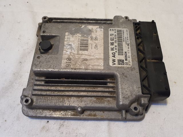 bontott AUDI A6 C7 Motorvezérlő