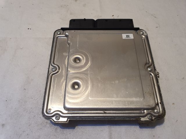 bontott AUDI A6 C7 Motorvezérlő