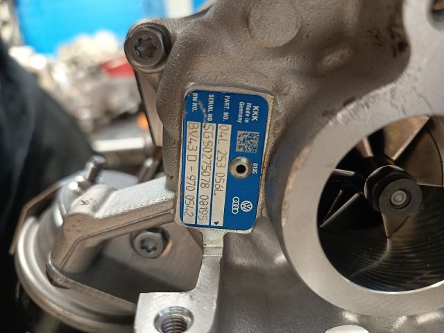 bontott AUDI A6 C7 Turbó